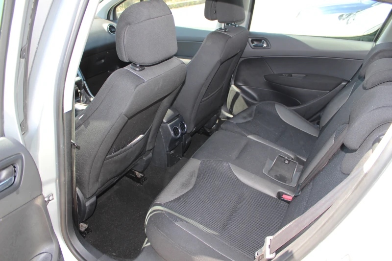 Peugeot 308 1.6HDI ITALIA, снимка 10 - Автомобили и джипове - 47437669