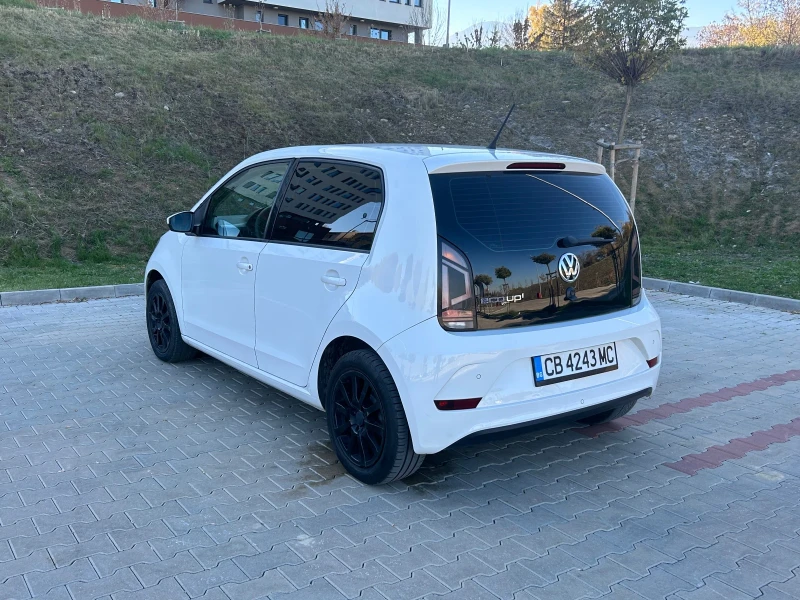 VW Up метан, снимка 4 - Автомобили и джипове - 47902468