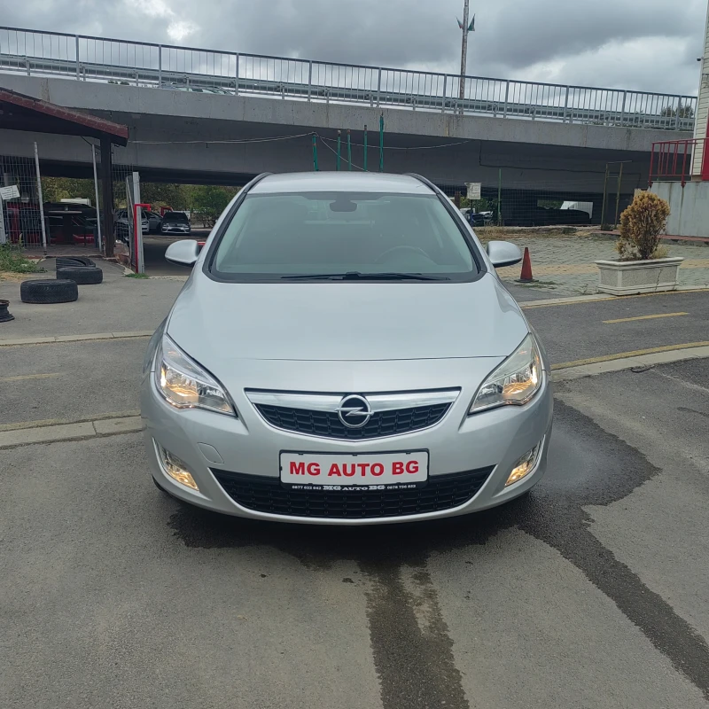 Opel Astra 1.6i, снимка 2 - Автомобили и джипове - 49527240