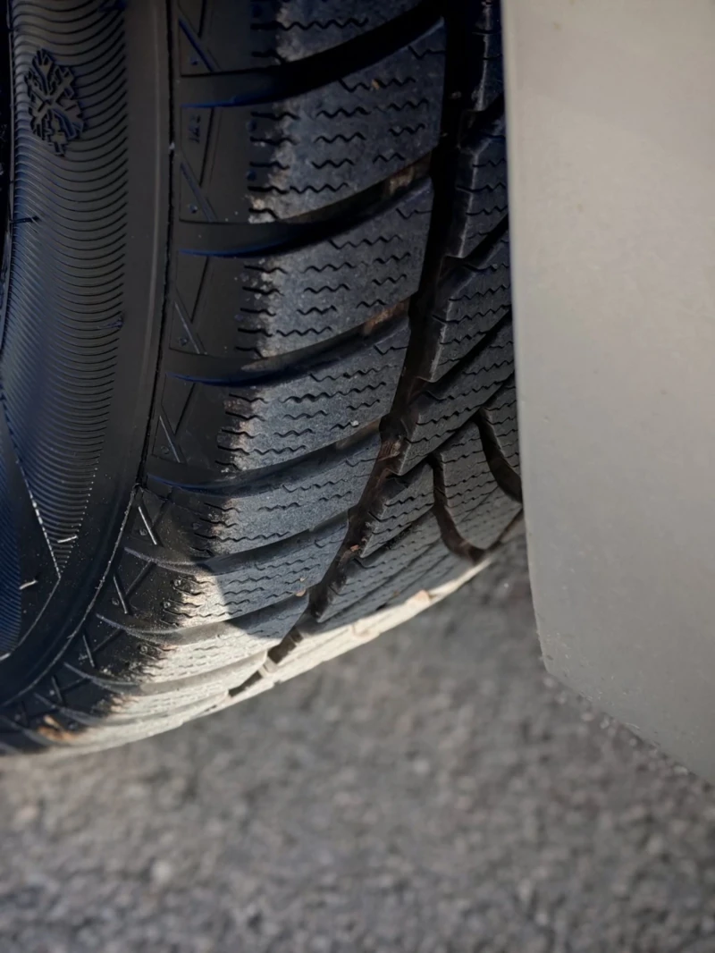 Citroen Grand C4 Picasso, снимка 17 - Автомобили и джипове - 52191607