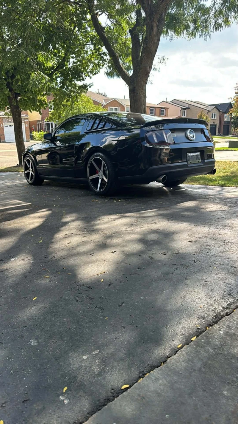Ford Mustang GT * * CARFAX * * АВТО КРЕДИТ * * , снимка 3 - Автомобили и джипове - 52948476