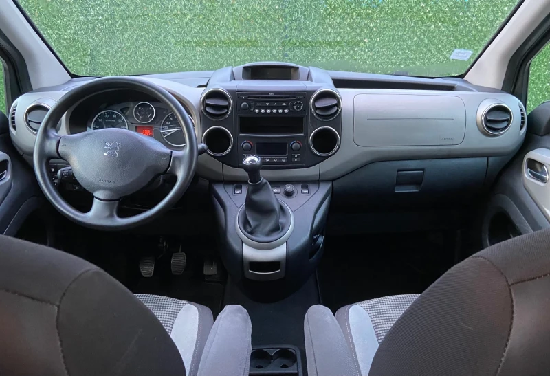 Peugeot Partner 1.6HDI 110к.с. Панорама, снимка 5 - Автомобили и джипове - 53500042