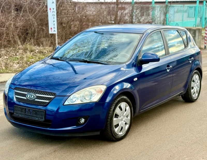 Kia Ceed 1.6CRDI , снимка 2 - Автомобили и джипове - 53596073