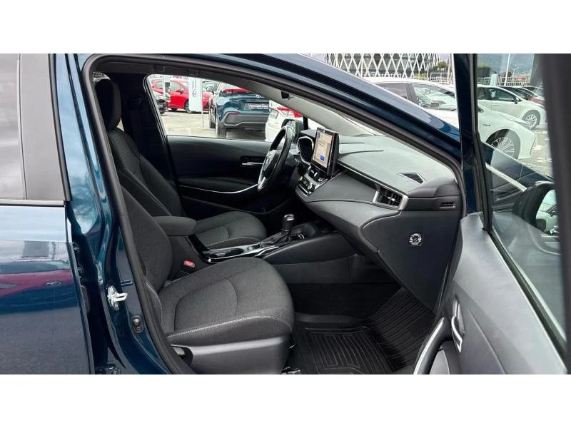 Toyota Corolla SDN 1.8HSD EXECUTIVE PLUS, снимка 6 - Автомобили и джипове - 56733666