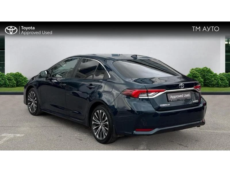 Toyota Corolla SDN 1.8HSD EXECUTIVE PLUS, снимка 2 - Автомобили и джипове - 56733666