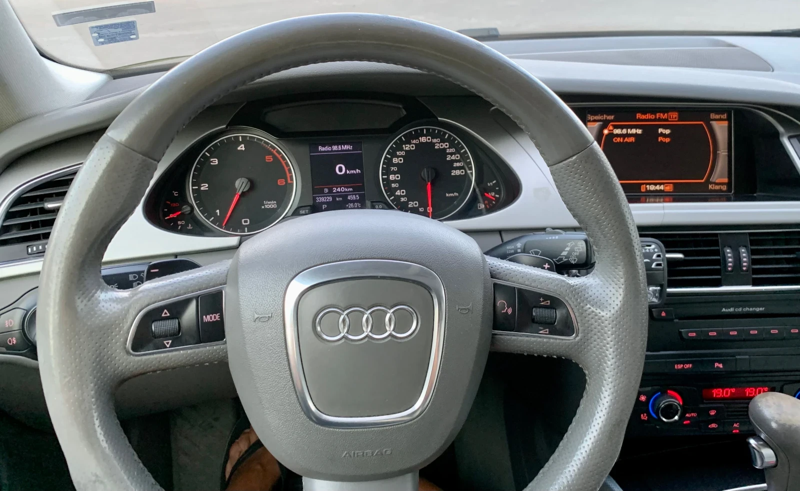 Audi A4  - изображение 8