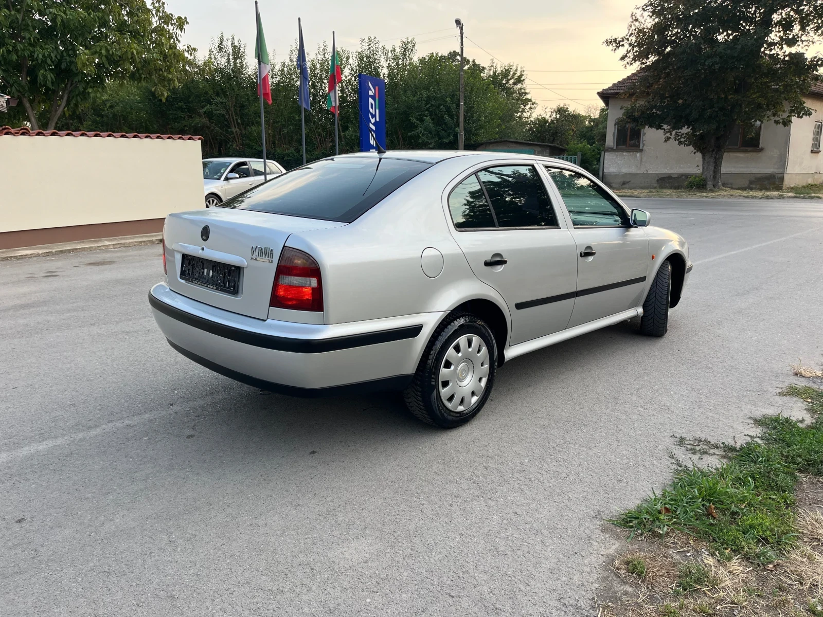 Skoda Octavia 1.6i - изображение 5