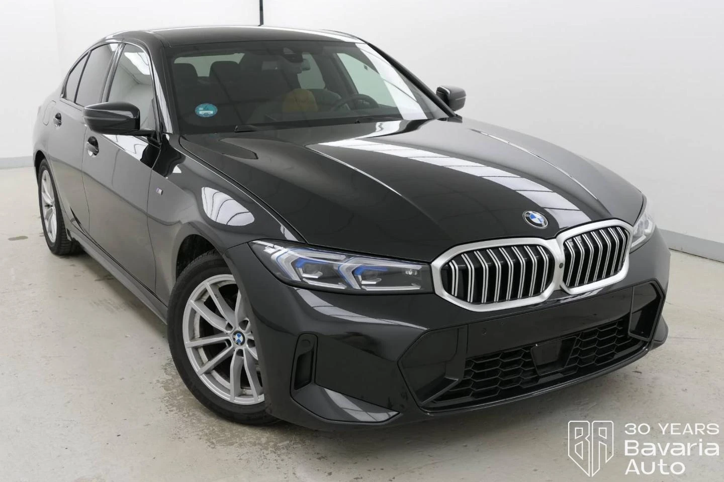 BMW 320 d M Sport Paket Sportautomatic - изображение 4