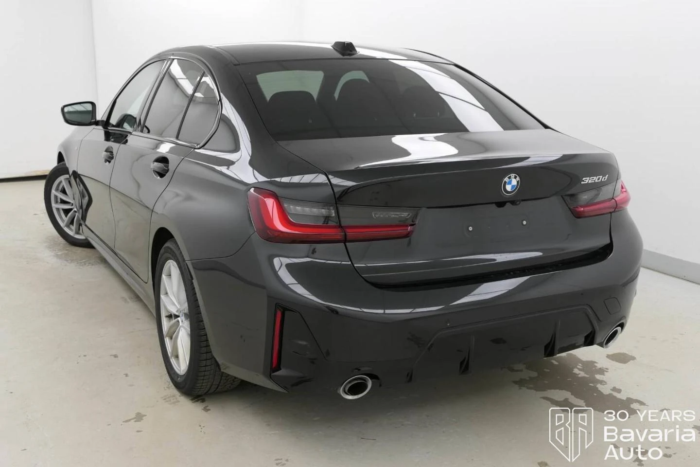 BMW 320 d M Sport Paket Sportautomatic - изображение 2