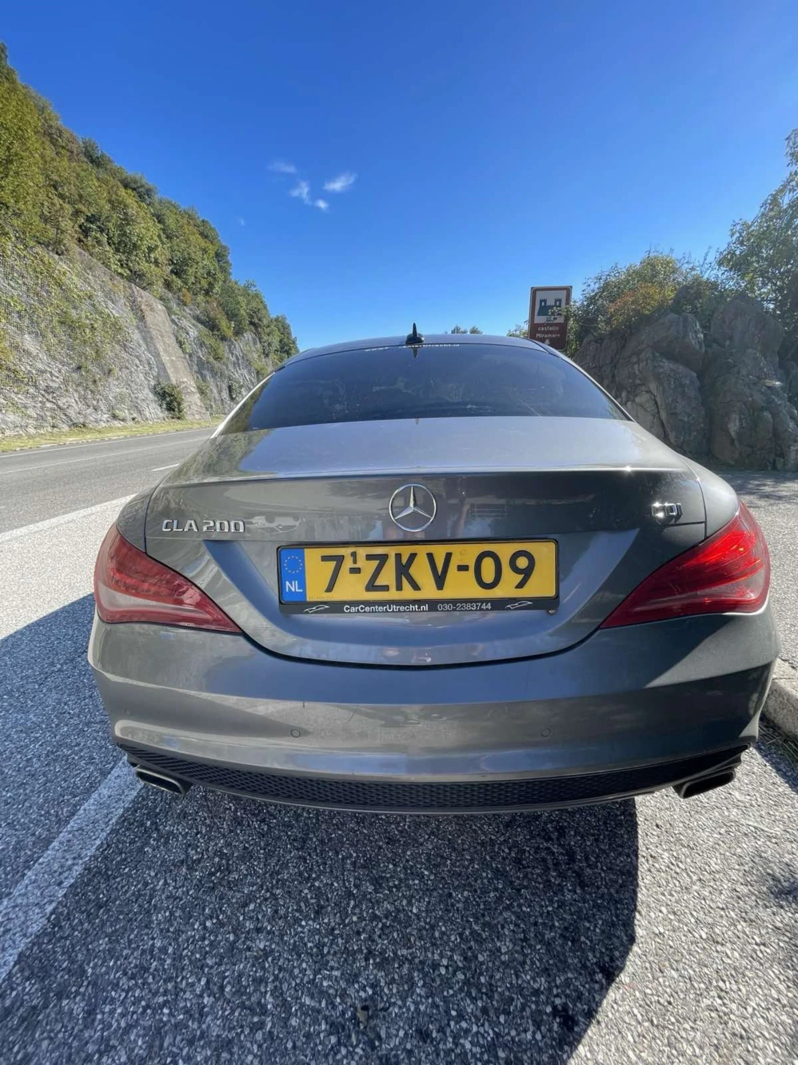 Mercedes-Benz CLA 200 Софийски номера - изображение 9