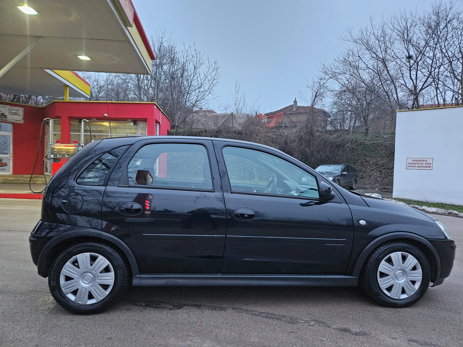 Opel Corsa 1.2, 80к.с., 160х.км., Перфектна! - изображение 4