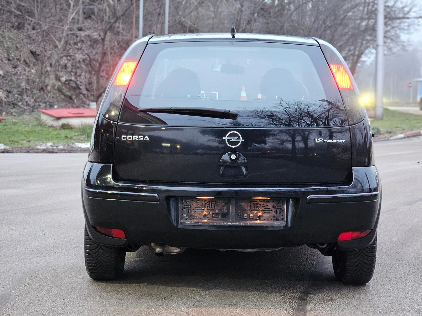 Opel Corsa 1.2, 80к.с., 160х.км., Перфектна! - изображение 6