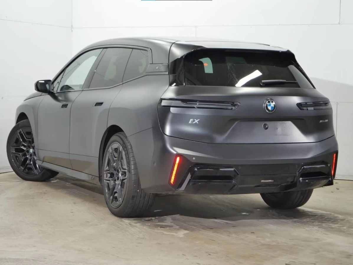 BMW iX xDrive60* LCI* M Sport* B&W - изображение 3