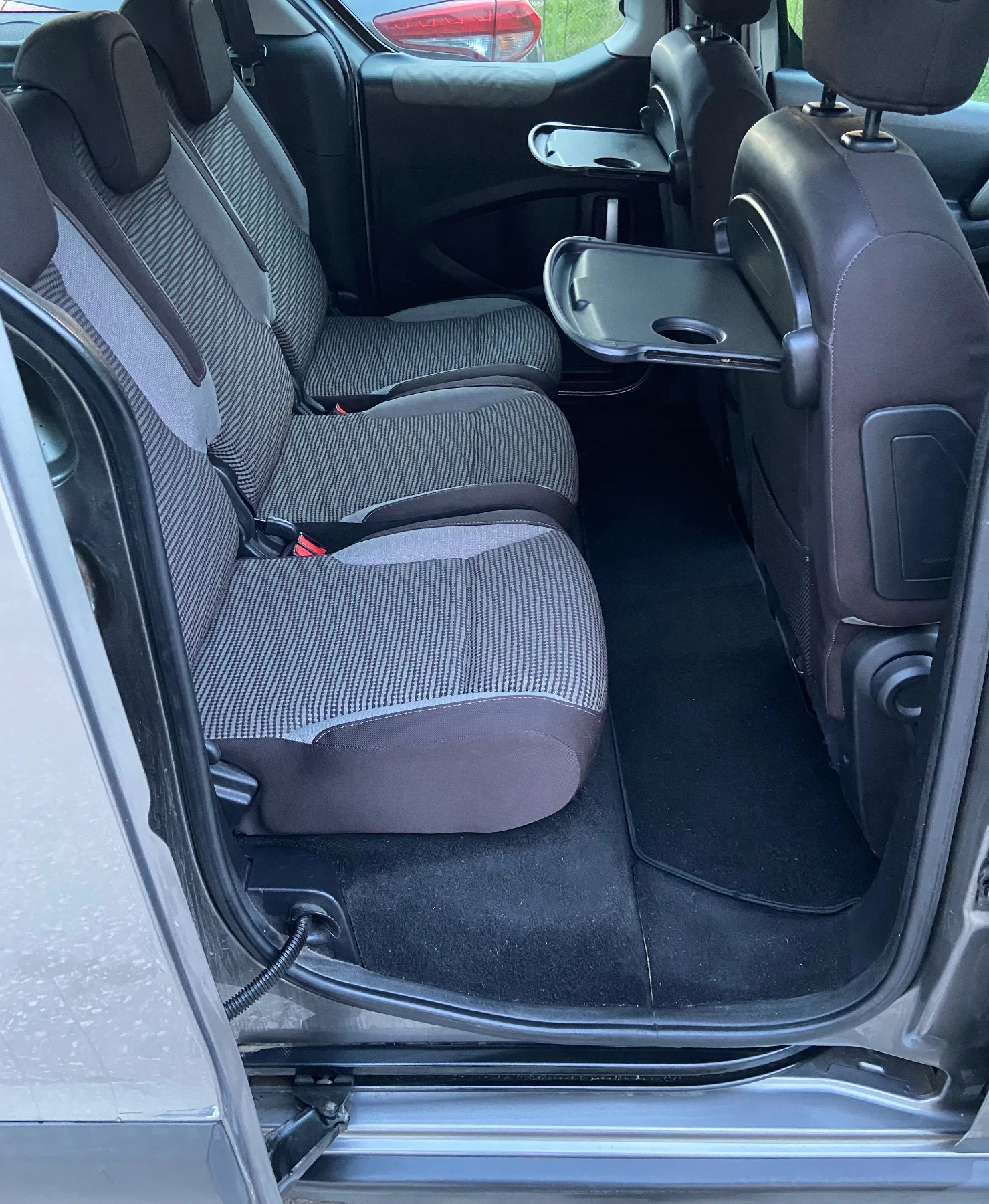 Peugeot Partner 1.6HDI 110�.�. �������� | Mobile.bg � ����������� 6