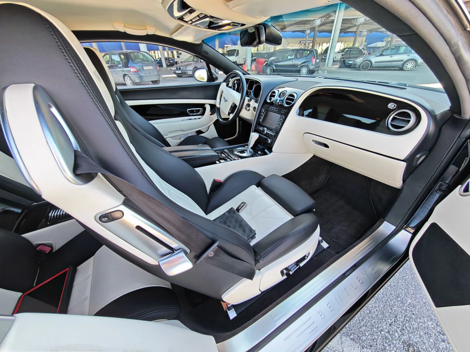 Bentley Continental gt W12 FULL, снимка 9 - Автомобили и джипове - 54033640