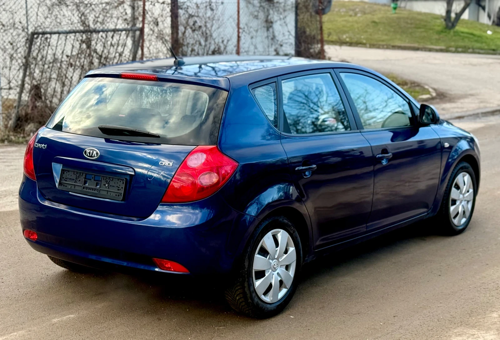 Kia Ceed 1.6CRDI  | Mobile.bg � ����������� 3