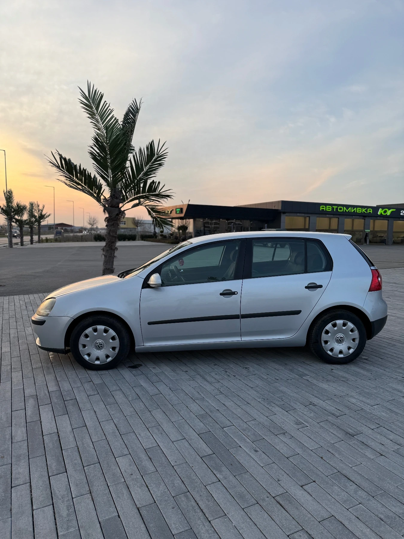 VW Golf 5 1.4 - изображение 9