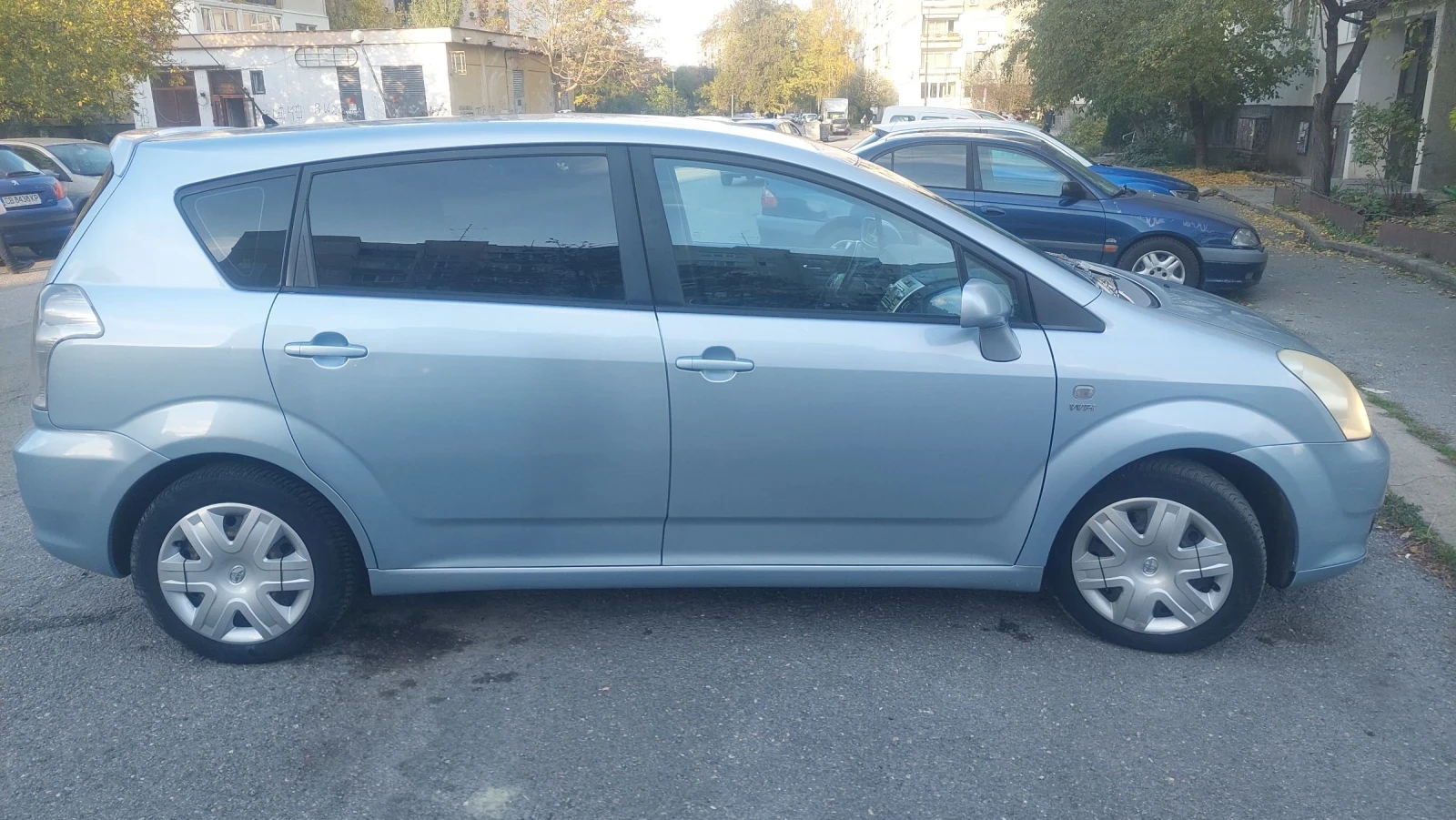 Toyota Corolla verso 1.8 VVTI 7 Местна ГАЗ, снимка 5 - Автомобили и джипове - 53748097