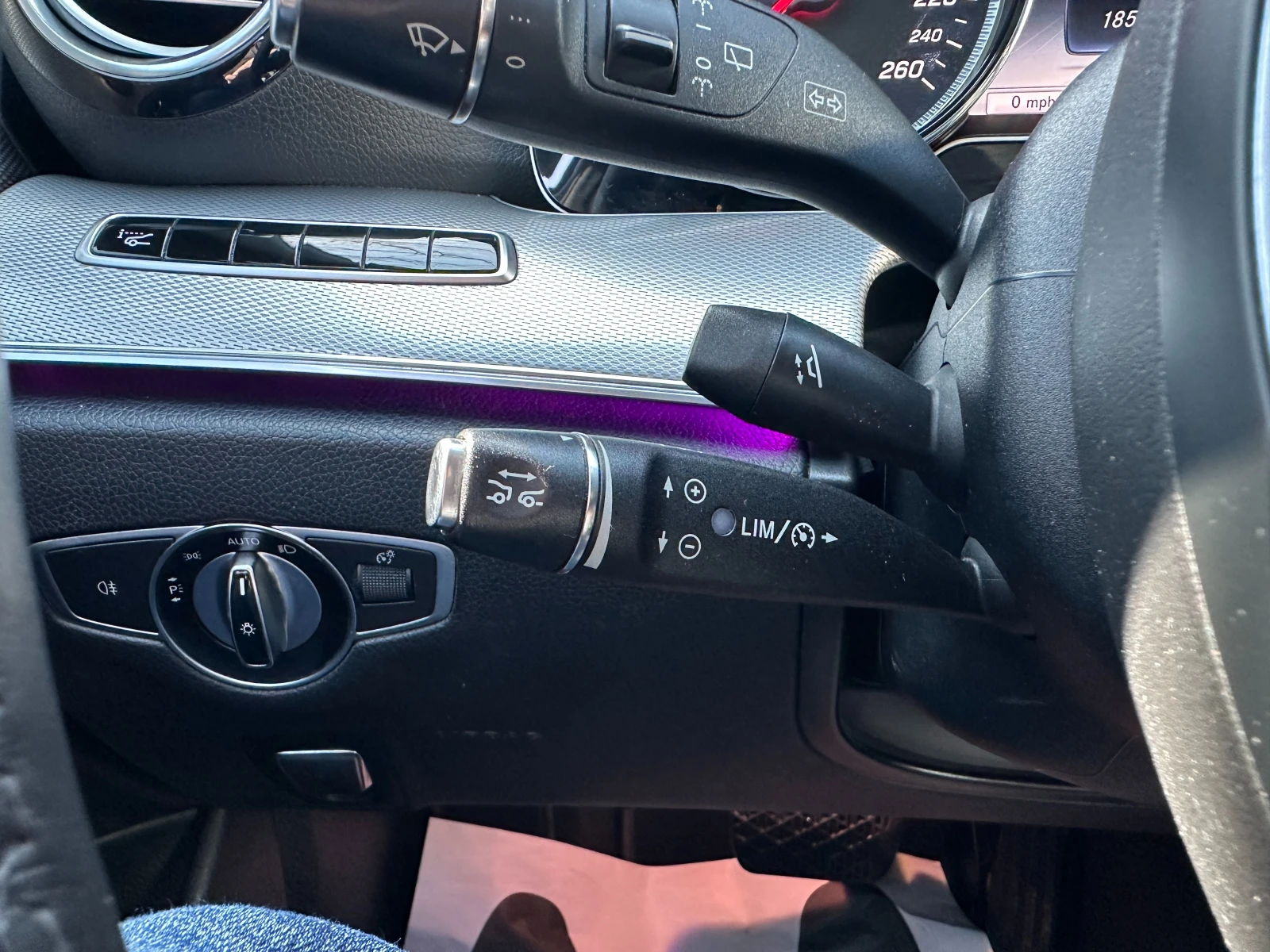 Mercedes-Benz E 200, снимка 16 - Автомобили и джипове - 53827159