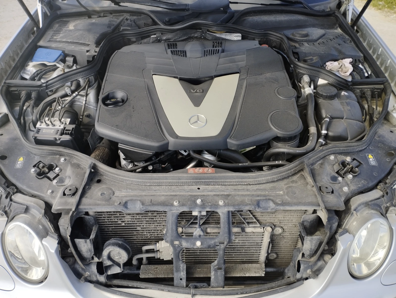 Mercedes-Benz E 320 facelift 3.0 v6 om642, снимка 11 - Автомобили и джипове - 53851733