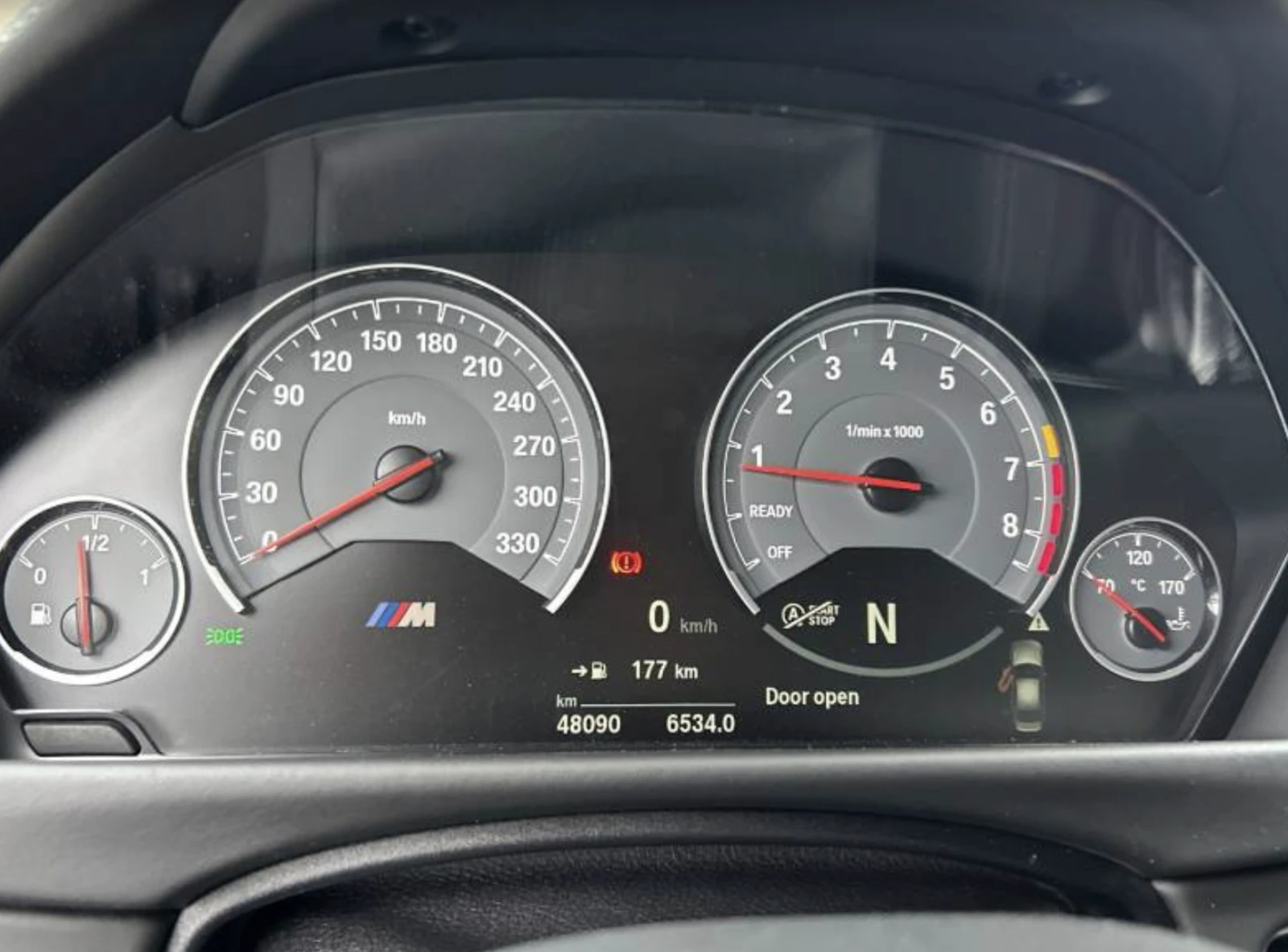 BMW M3 CARBONi| HARMON | ПОДГРЕВ| 360| CARPLAY| BLD SPT| , снимка 11 - Автомобили и джипове - 53990902