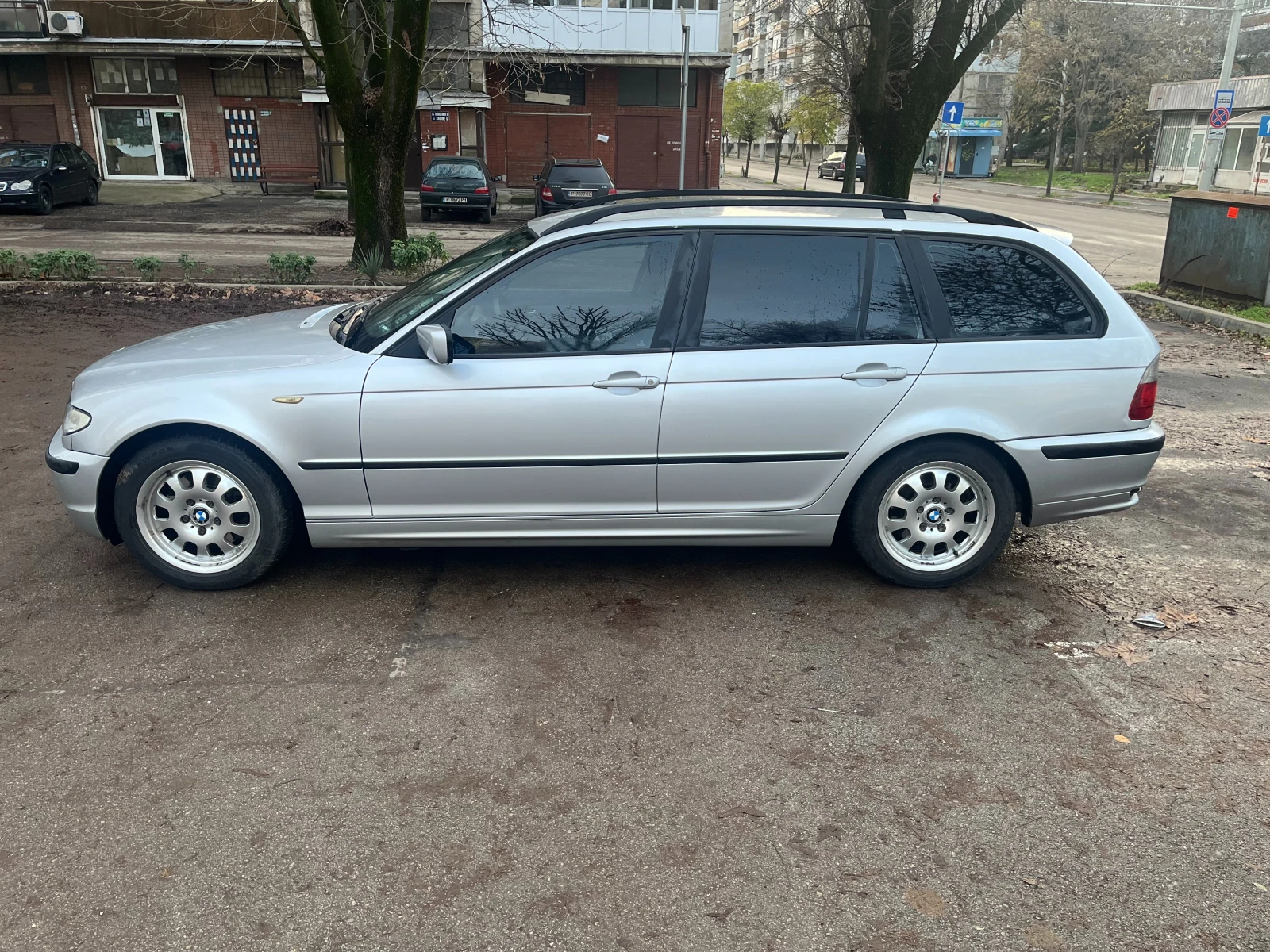BMW 320 2000, снимка 8 - Автомобили и джипове - 54290476
