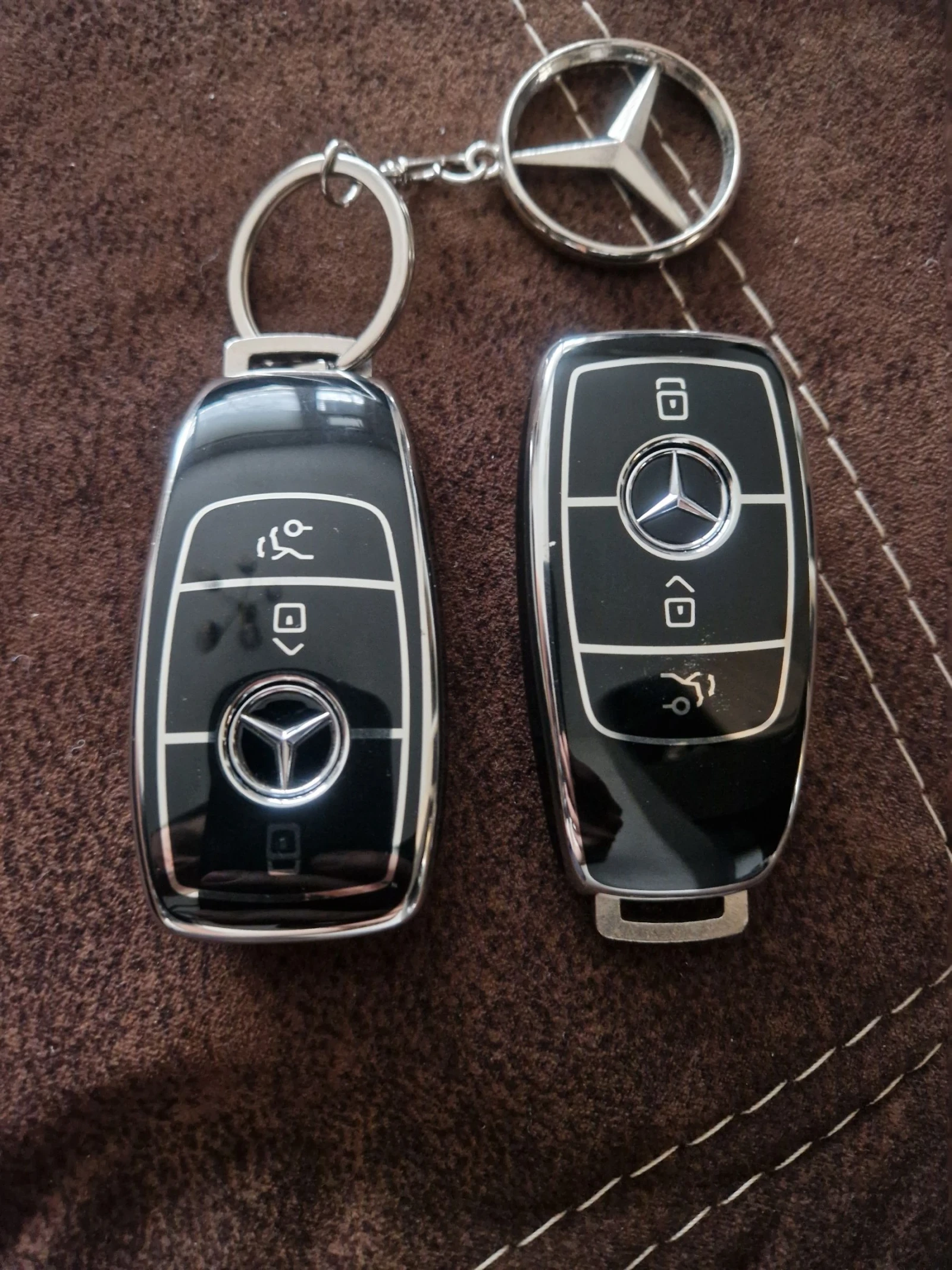 Mercedes-Benz E 220, снимка 11 - Автомобили и джипове - 54409695