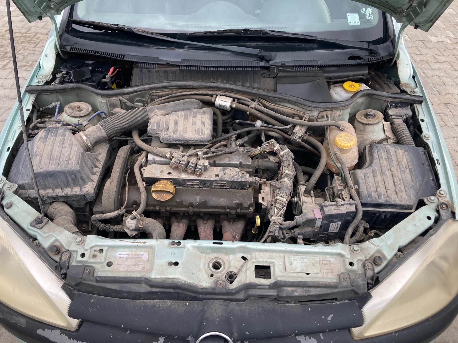 Opel Corsa 1.4, снимка 17 - Автомобили и джипове - 54596084