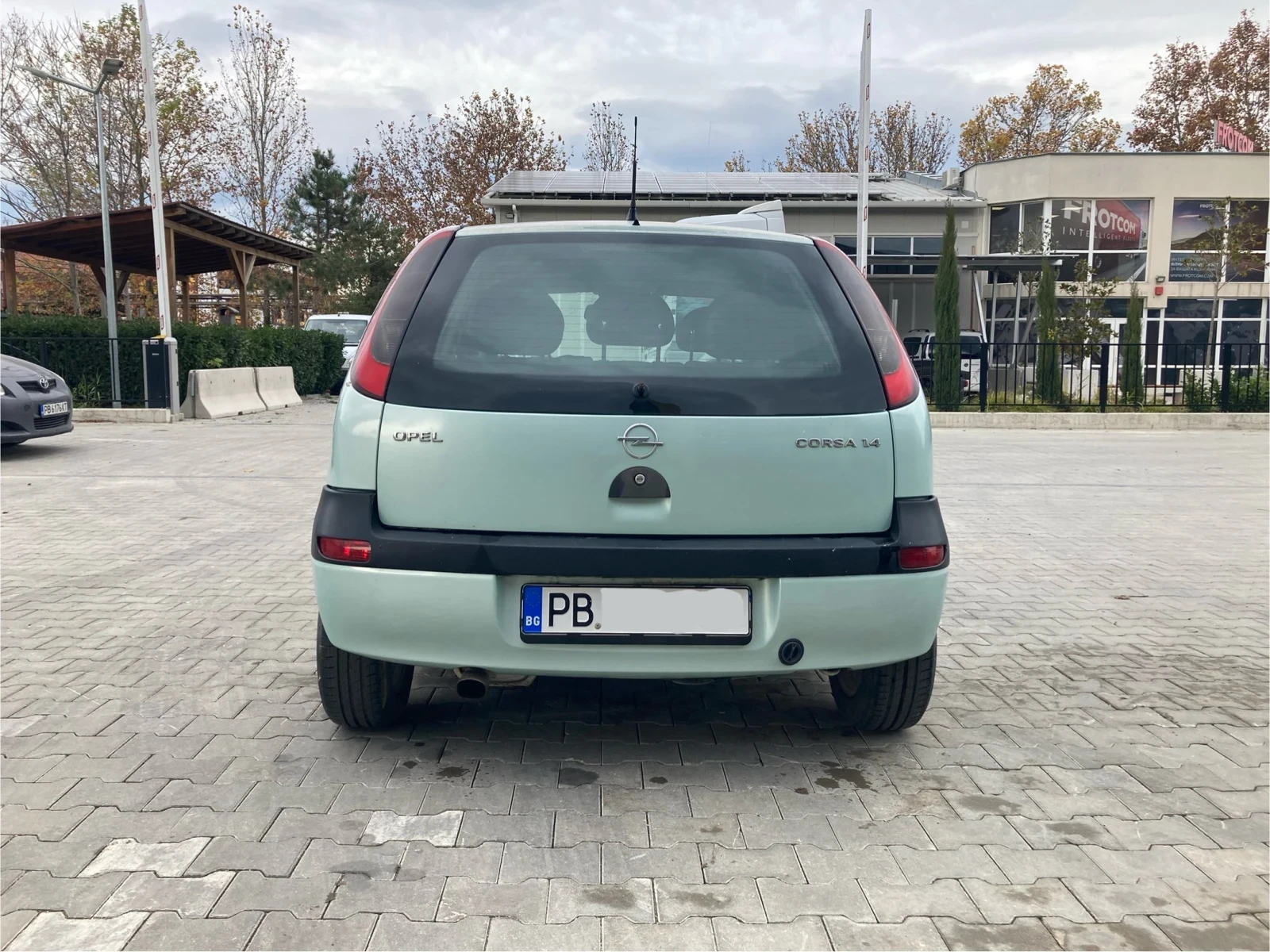 Opel Corsa 1.4, снимка 4 - Автомобили и джипове - 54596084