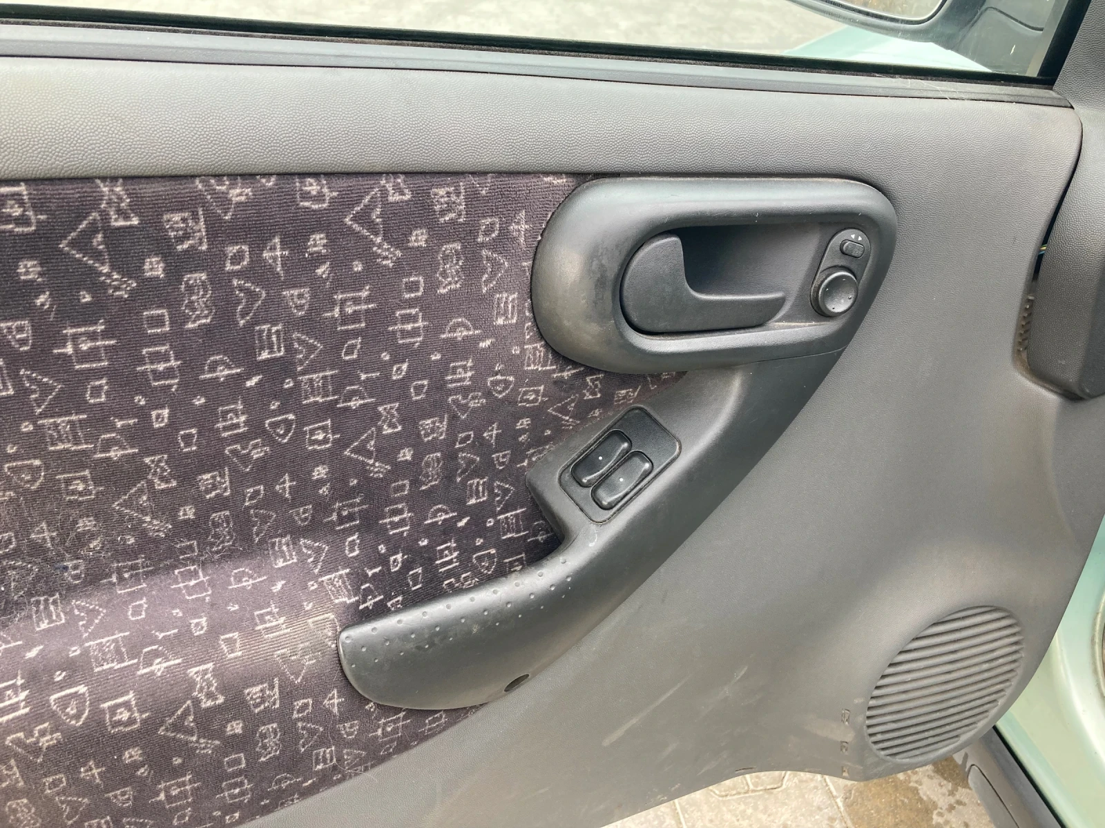 Opel Corsa 1.4, снимка 16 - Автомобили и джипове - 54596084