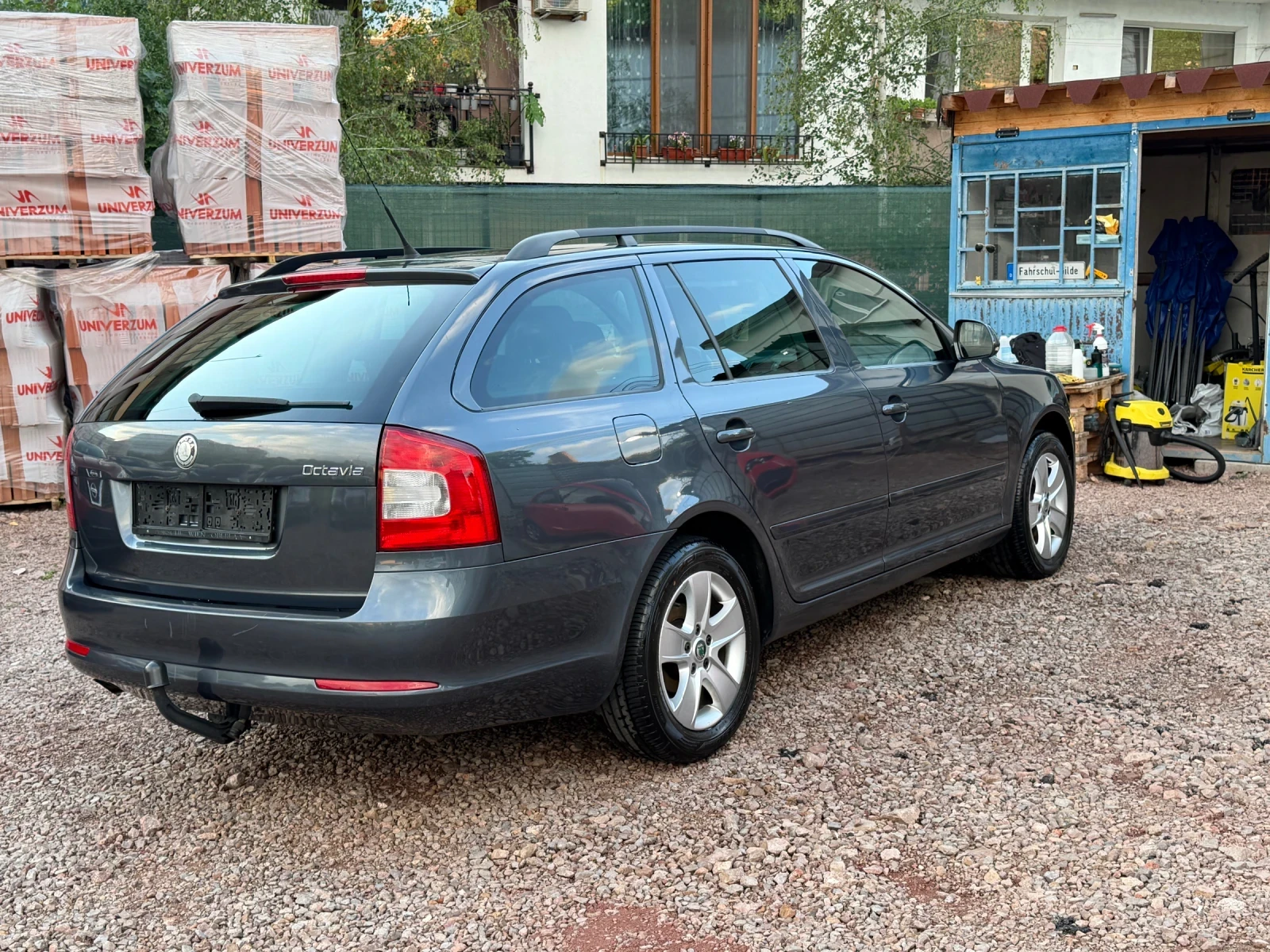 Skoda Octavia 1.6 TDI DSG | Навигация | Подгреви | Климатроник |, снимка 7 - Автомобили и джипове - 54826659