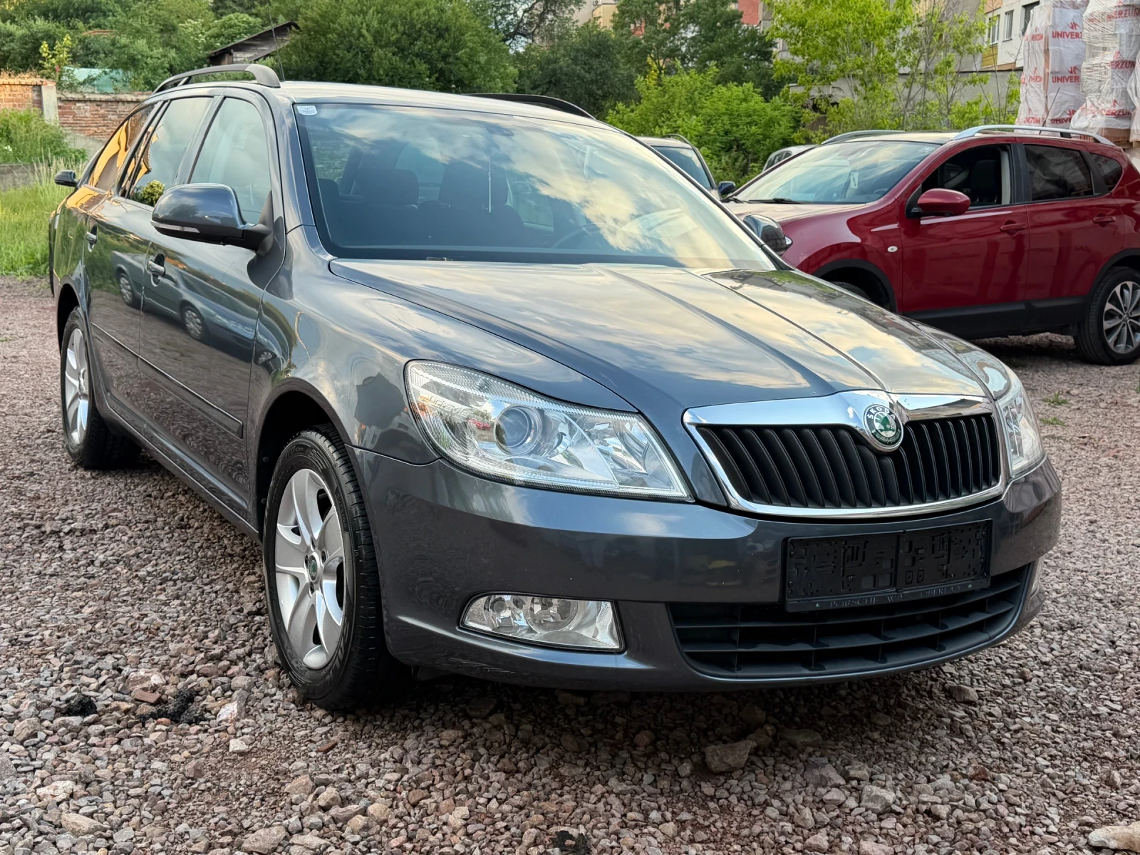 Skoda Octavia 1.6 TDI DSG | Навигация | Подгреви | Климатроник |, снимка 3 - Автомобили и джипове - 54826659