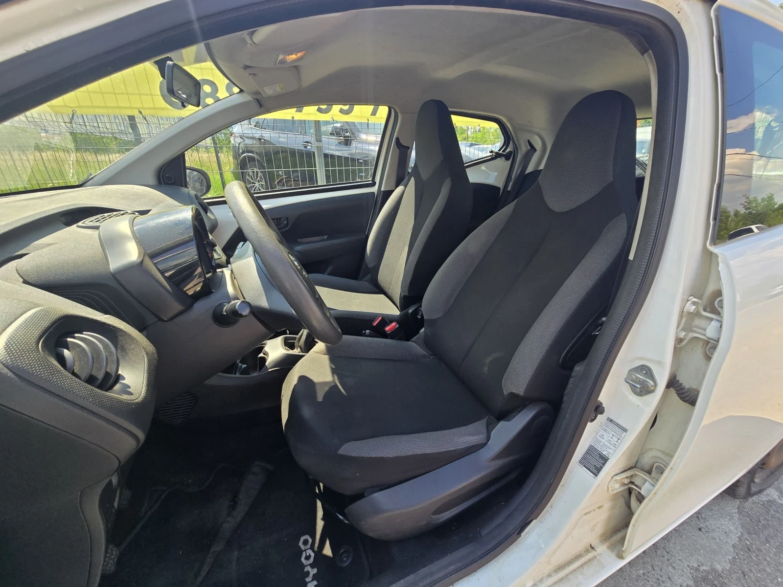 Toyota Aygo 1, 0, снимка 9 - Автомобили и джипове - 55069794