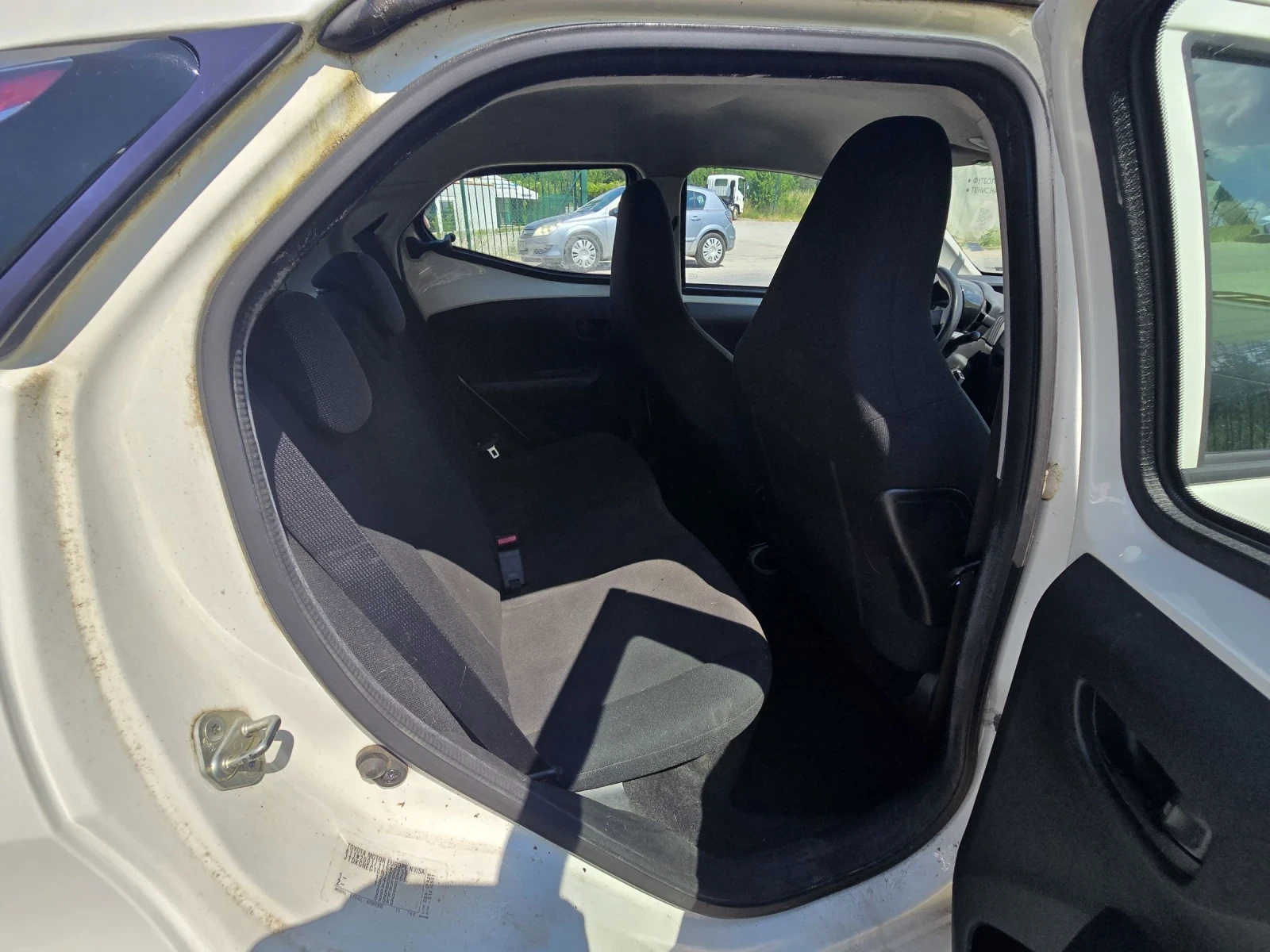 Toyota Aygo 1, 0, снимка 11 - Автомобили и джипове - 55069794