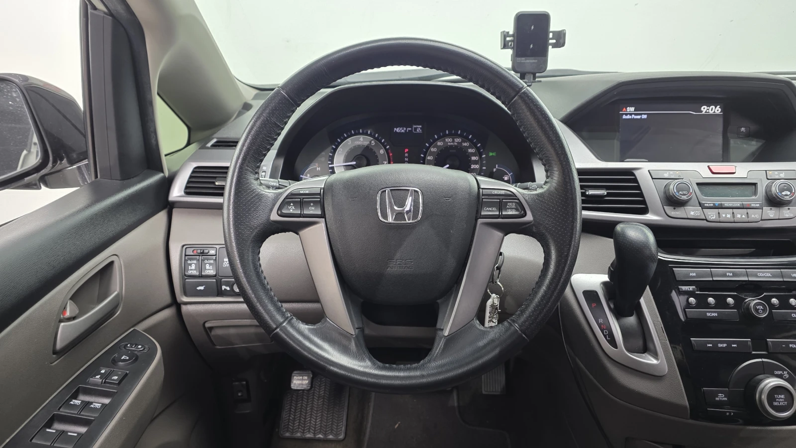 Honda Odyssey 3.5* ЕЛ. БАГАЖНИК* ЛЮК* КРАЙНА ЦЕНА, снимка 13 - Автомобили и джипове - 55594279