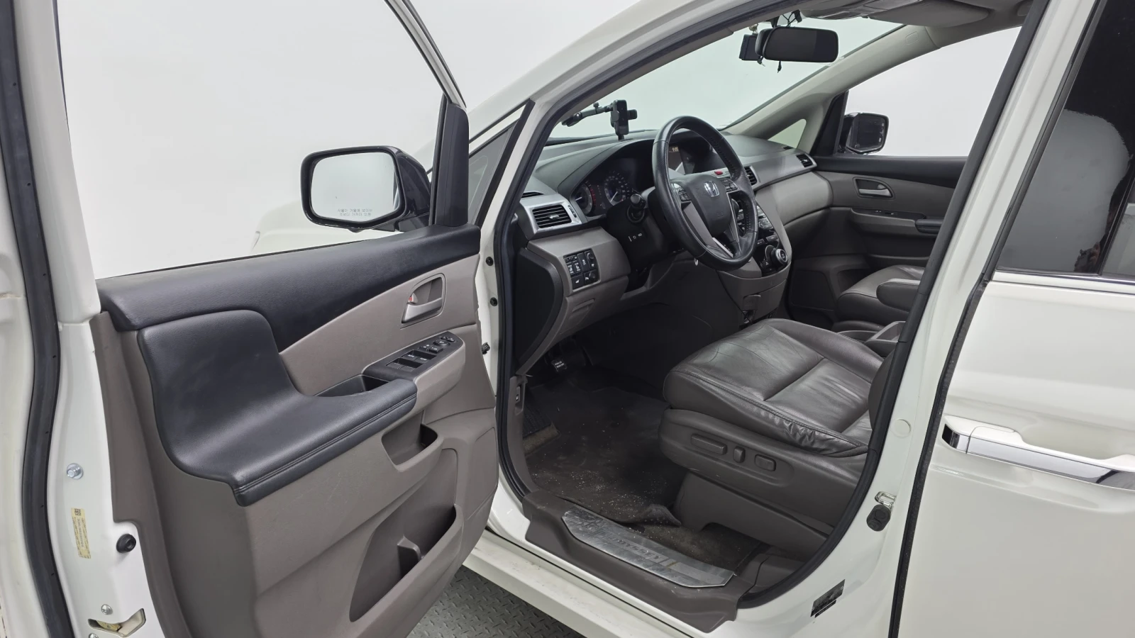 Honda Odyssey 3.5* ЕЛ. БАГАЖНИК* ЛЮК* КРАЙНА ЦЕНА, снимка 10 - Автомобили и джипове - 55594279