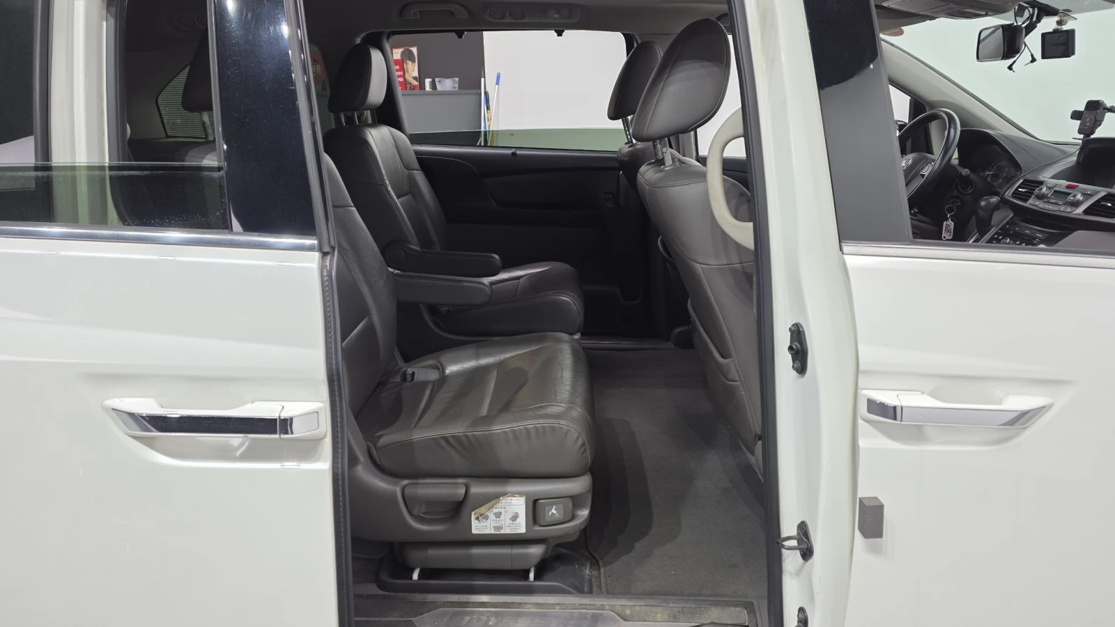 Honda Odyssey 3.5* ЕЛ. БАГАЖНИК* ЛЮК* КРАЙНА ЦЕНА, снимка 11 - Автомобили и джипове - 55594279