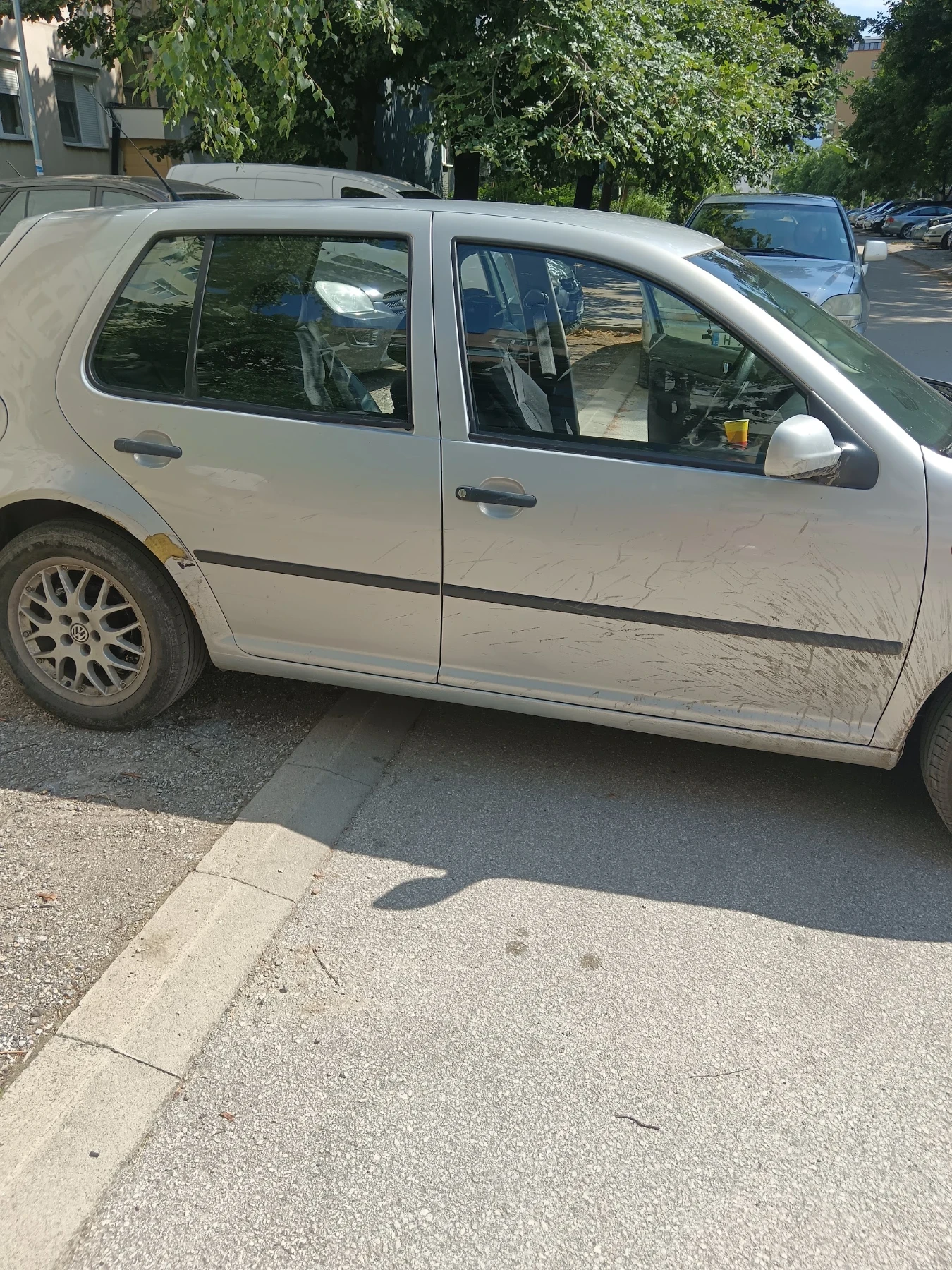 VW Golf, снимка 2 - Автомобили и джипове - 56152561