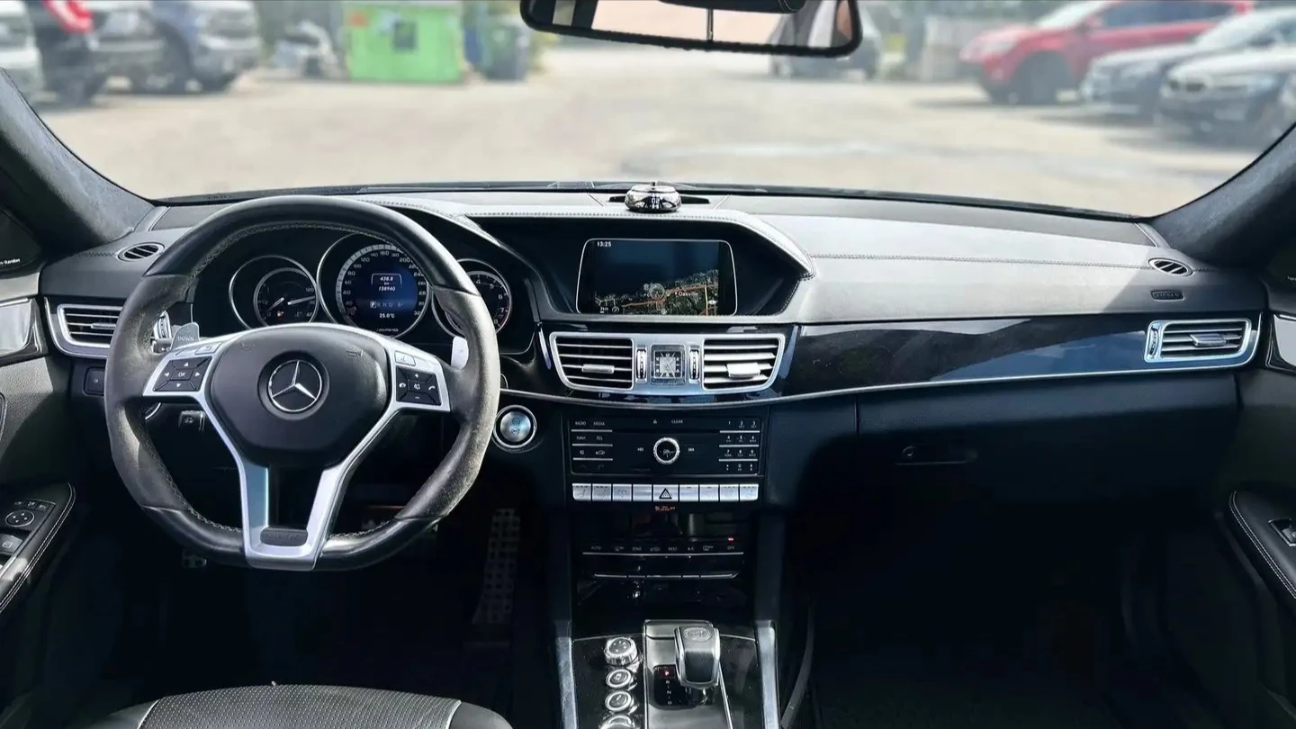 Mercedes-Benz E 63 AMG * ��������� ���� �� �������� * CARFAX *  | Mobile.bg � ����������� 8