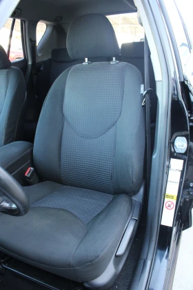 Toyota Rav4 2.2 D4D - 6200 € / 12126.15 лв. - 69890249 11