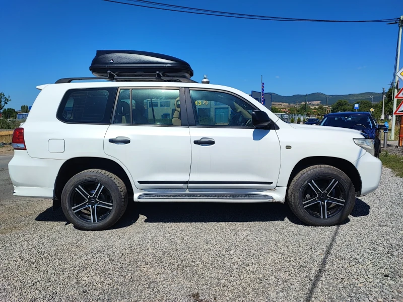 Toyota Land cruiser 4.0i, снимка 8 - Автомобили и джипове - 52076535