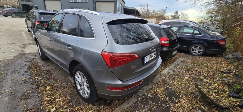 Audi Q5 2.0D, снимка 4 - Автомобили и джипове - 52531707