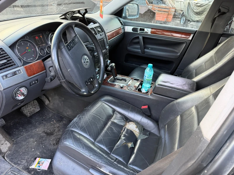 VW Touareg 2.5 TDI, снимка 5 - Автомобили и джипове - 53489329