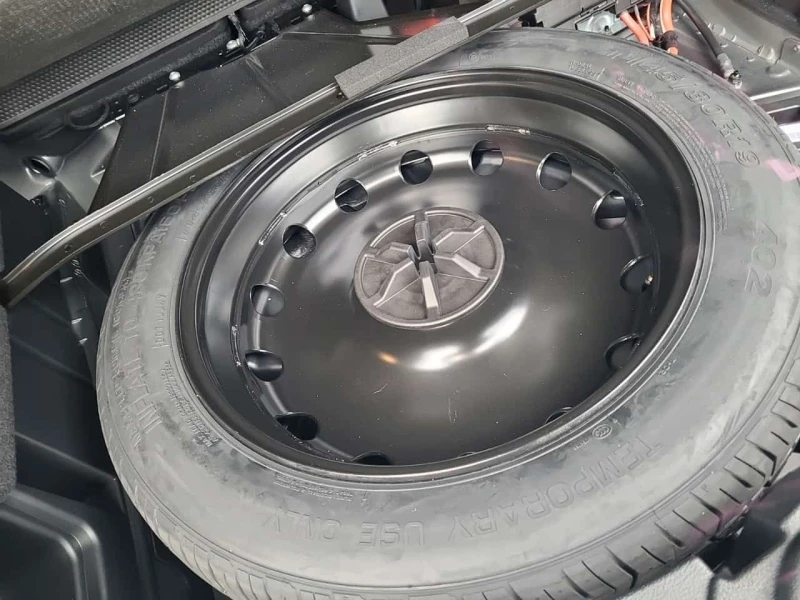 Mercedes-Benz GLC 300 * CARFAX * 360 КАМЕРИ* ПАНОРАМА* ПОДГРЕВИ, снимка 14 - Автомобили и джипове - 53559255