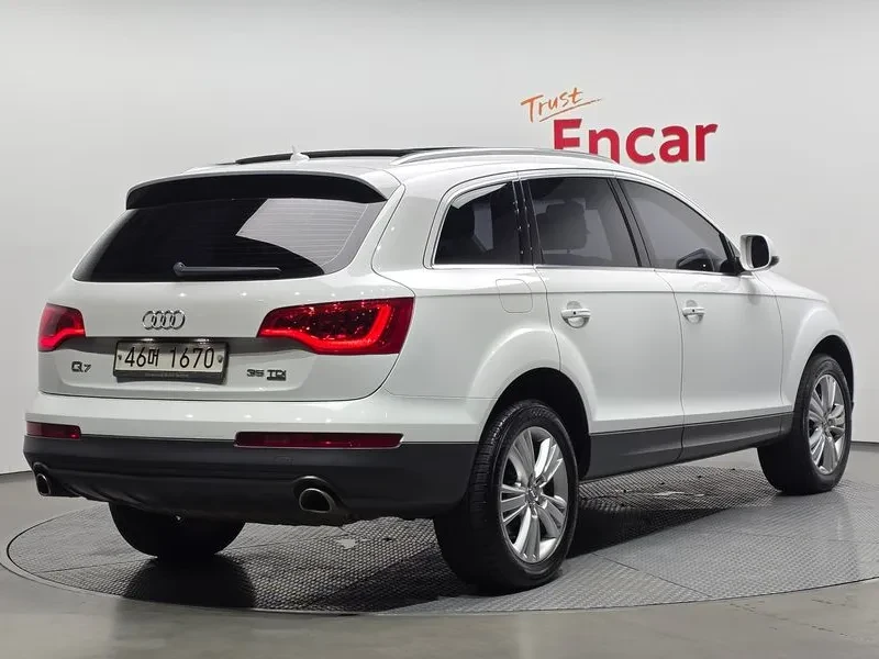 Audi Q7 3.0 TDI Quattro, снимка 2 - Автомобили и джипове - 55132426