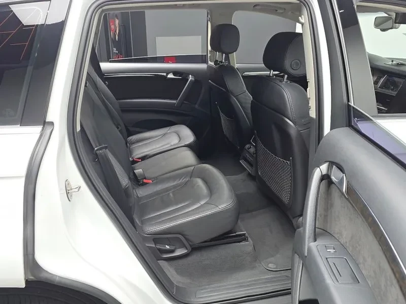 Audi Q7 3.0 TDI Quattro, снимка 12 - Автомобили и джипове - 55132426