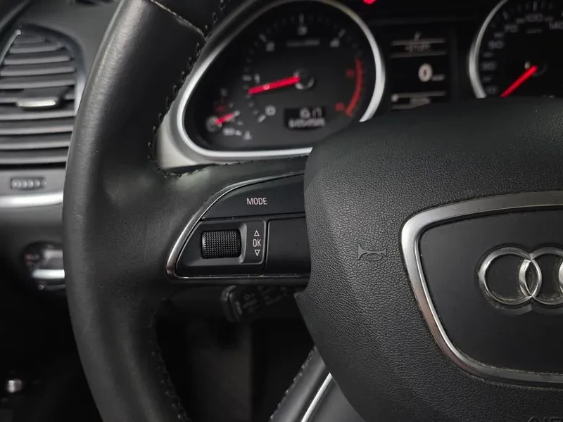 Audi Q7 3.0 TDI Quattro, снимка 17 - Автомобили и джипове - 55132426