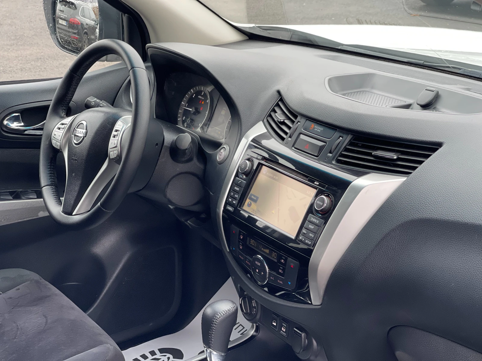 Nissan Navara 2.3DCi 4x4  | Mobile.bg   12