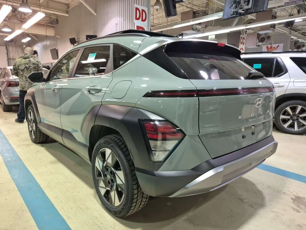 Hyundai Kona * PREFERRED * CARFAX * ЦЕНА ДО БГ, снимка 4 - Автомобили и джипове - 54070786