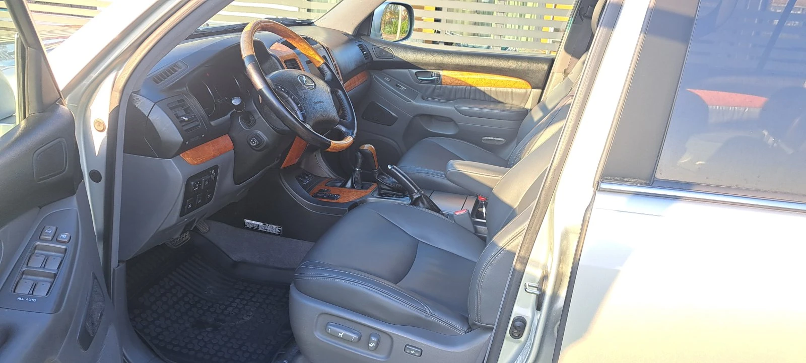 Toyota Land cruiser 4, 7 V8, снимка 14 - Автомобили и джипове - 54811718